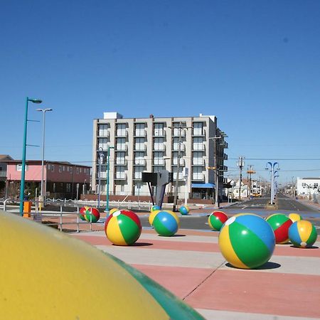 Newport Beach Resort Wildwood Kültér fotó