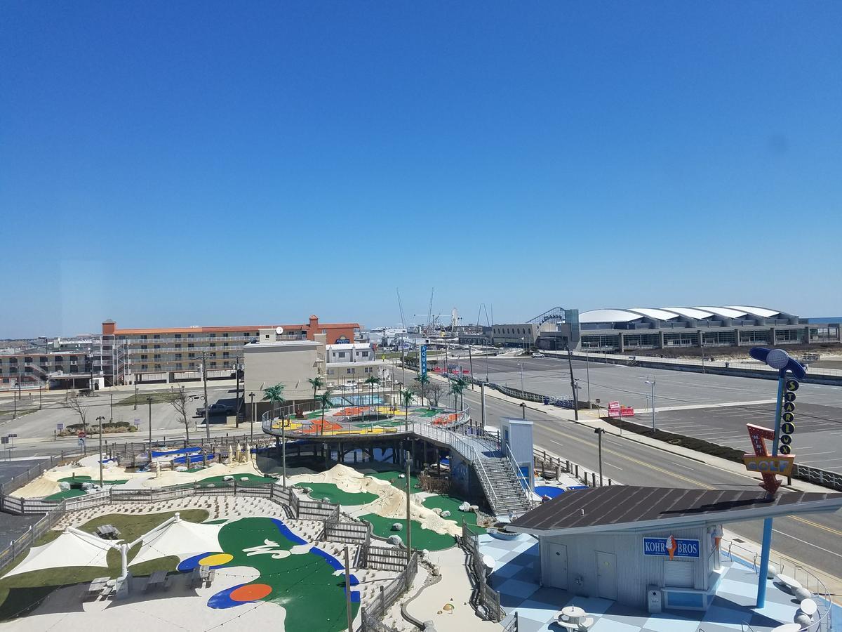 Newport Beach Resort Wildwood Kültér fotó